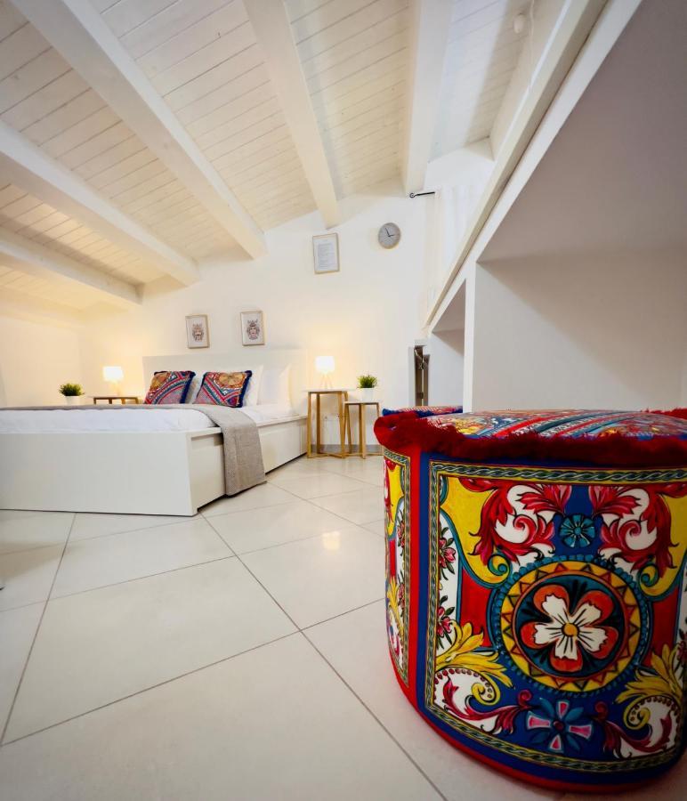 Rooms 153 Principe Umberto Noto Exterior foto