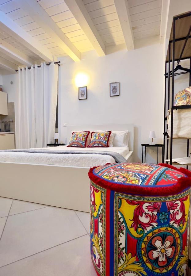 Rooms 153 Principe Umberto Noto Exterior foto
